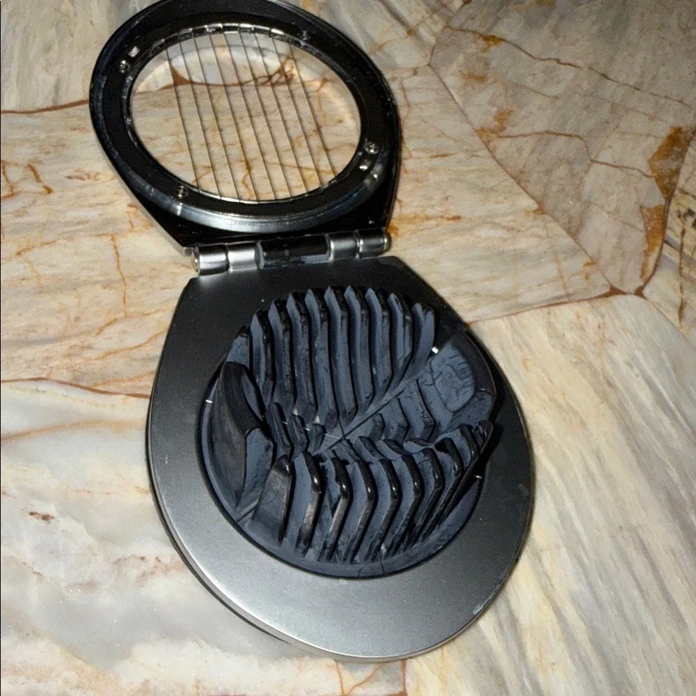 Silver and Black Egg Slicer Heavy Weight High Quality